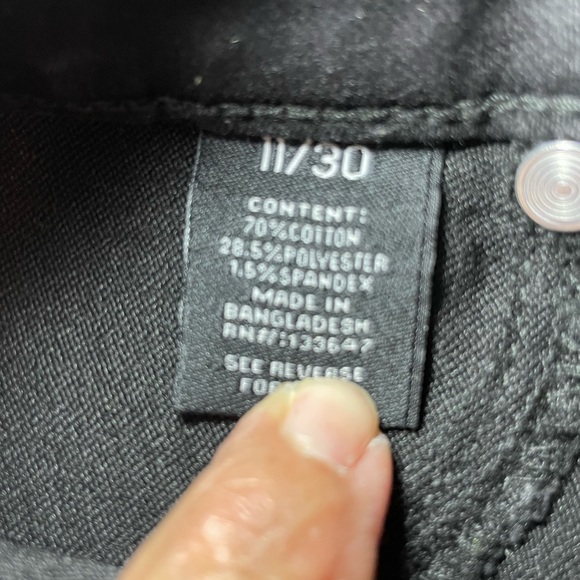 Celebrity pink black denim jean, junior size 11, excellent condition - Picture 5 of 6